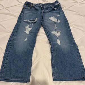 Levi's 501 Distressed Boyfriend Jeans